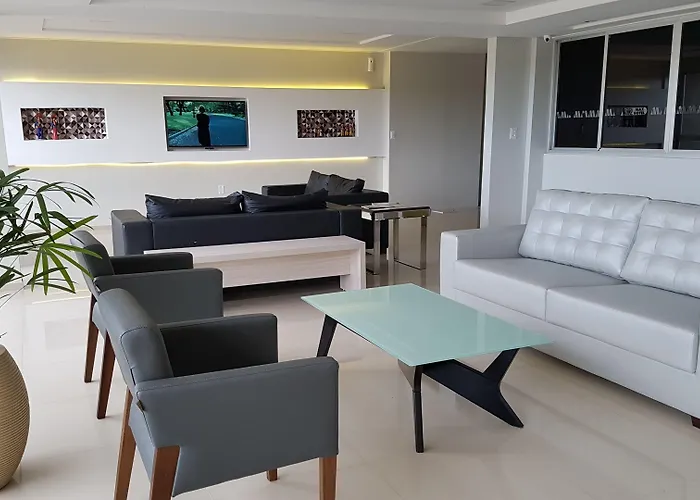 Max Hotel